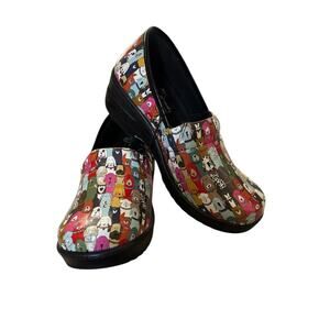 NEW Slip On Clogs 9.5W Women Easy Works By Easy Street "LAURIE" Dog Patent Shoes